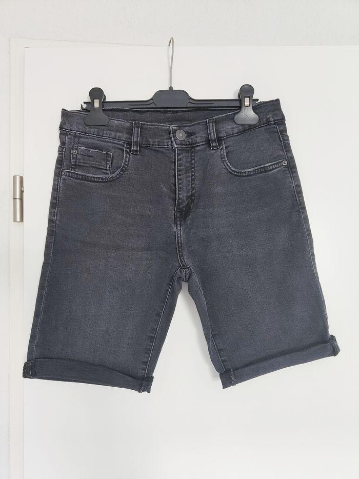 Short bermuda jeans noir Zara 14 ans - photo numéro 1