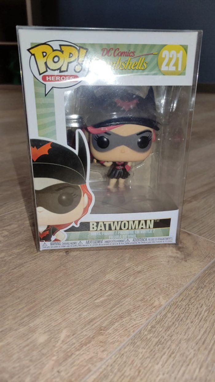 Funko Pop 221 Batwoman DC Bombshells Comics - photo numéro 1