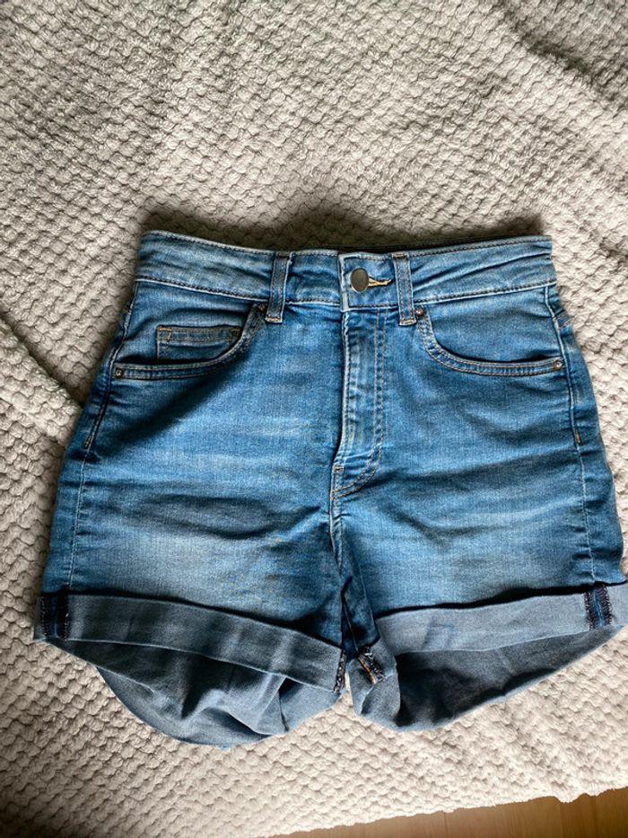 Short en jean H&M - photo numéro 1