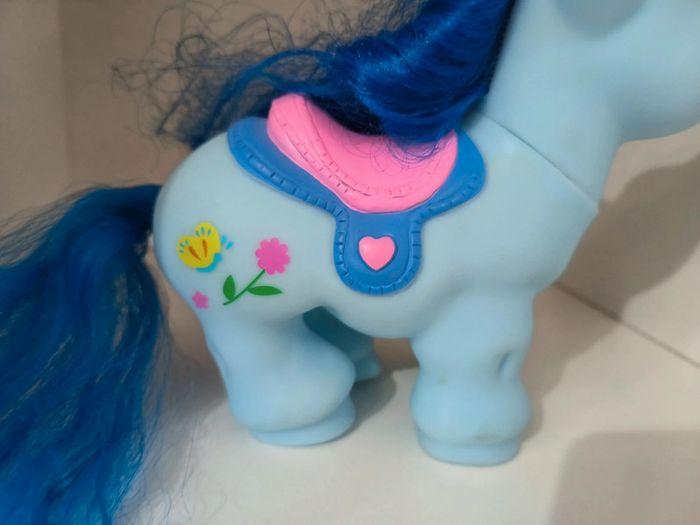 Mon Petit Poney bleu - photo numéro 3