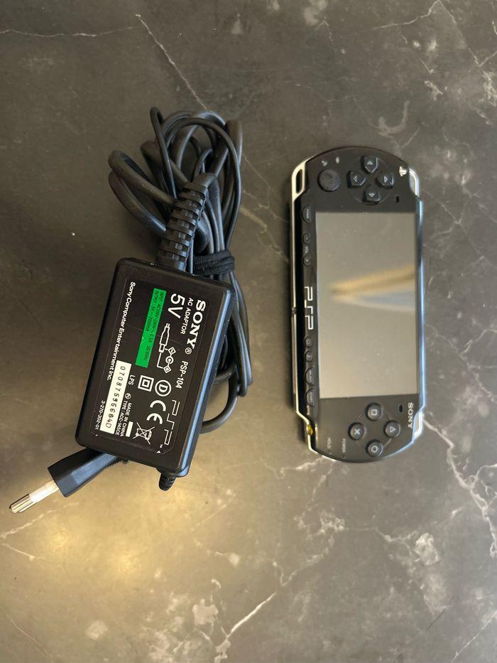 Psp + 50 jeux + 3300 jeux rétro ( crack , craquer , cracker, crackée ) - photo numéro 10