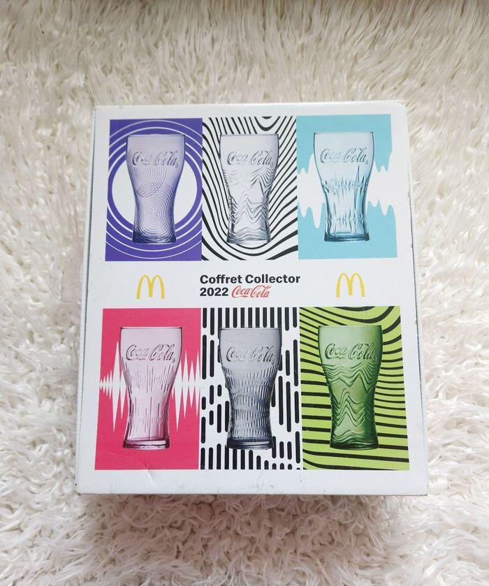 Coffret collector de 6 verres Mcdo édition 2022 Neuf avec étiquette McDonald's Mcdo 🎄 - photo numéro 1