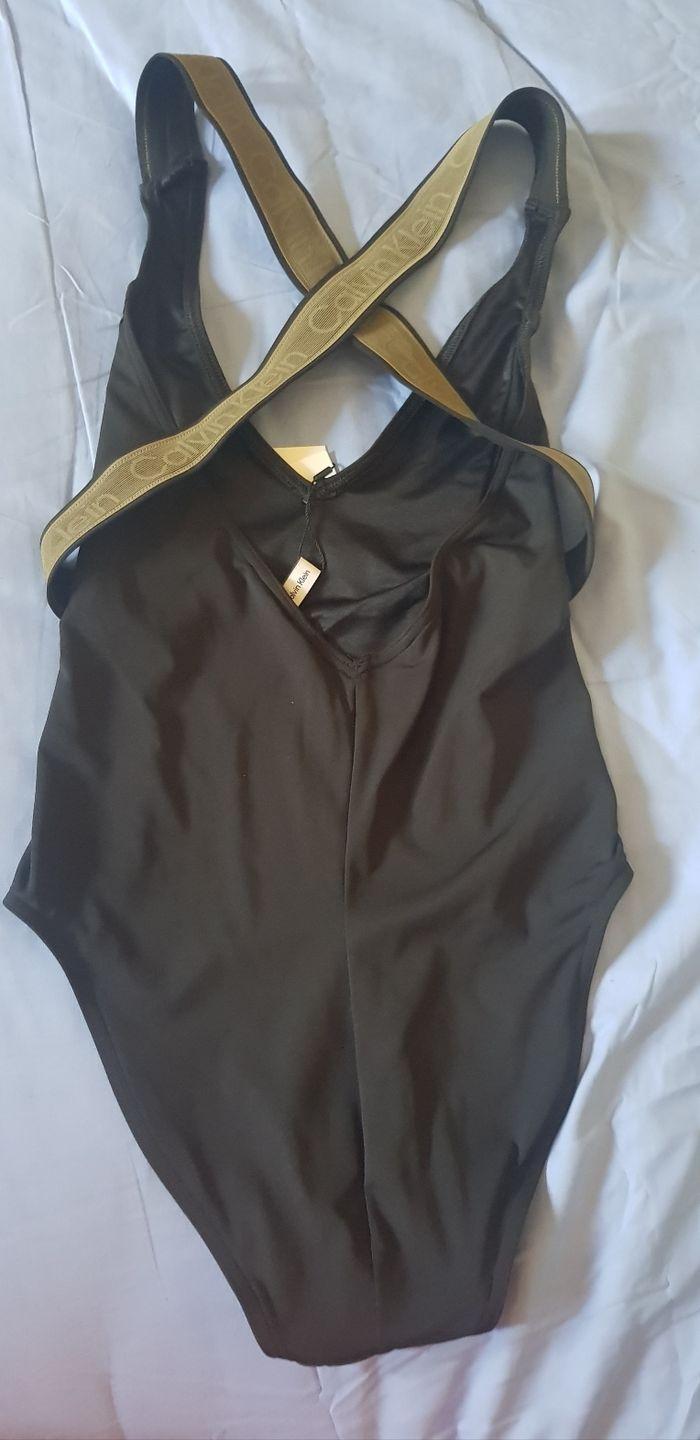 Maillot de bain 1 pièce Calvin Klein neuf - photo numéro 2