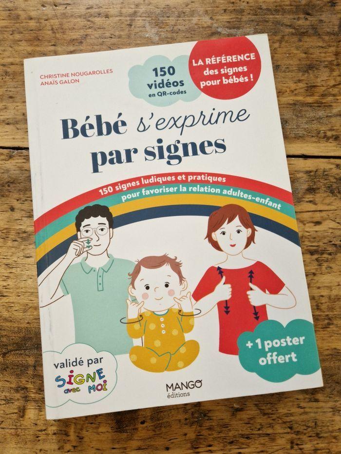 Livre Bébé s'exprime par signes - photo numéro 1