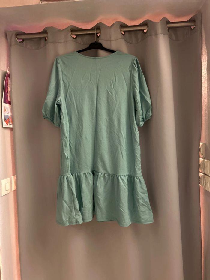 Robe vert d’eau taille 46 Primark neuve sans étiquette - photo numéro 4