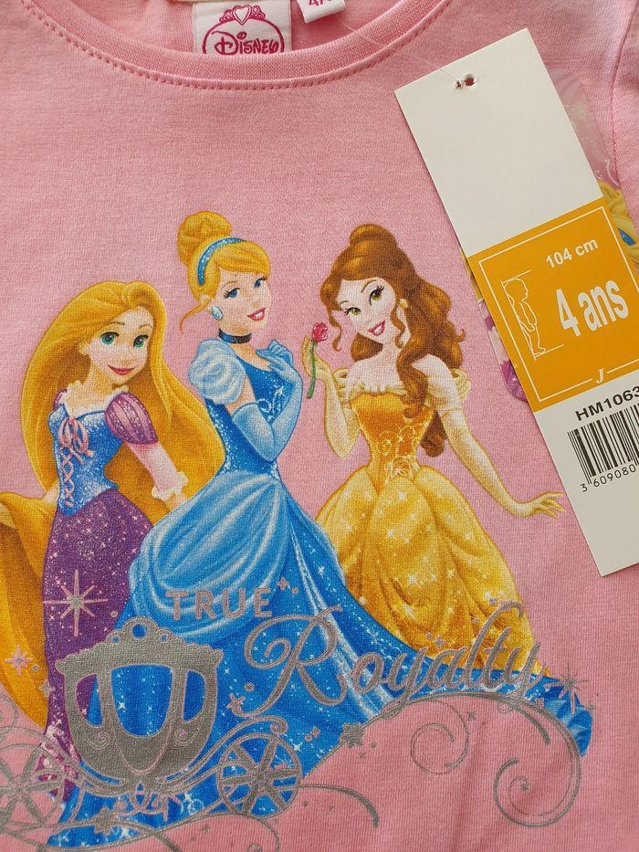 T-shirt manches longues Princesses 4 ans - photo numéro 2