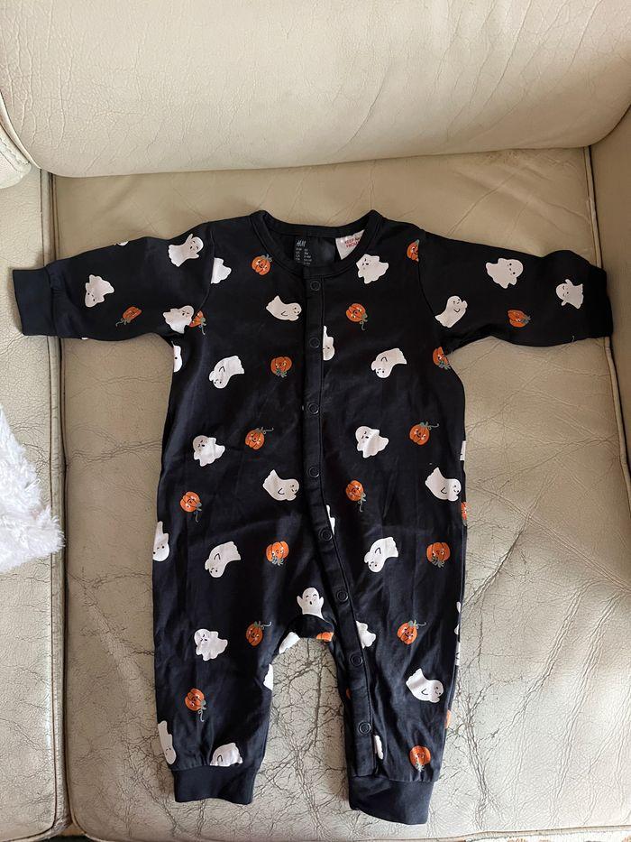 Pyjama, motif Halloween 2,4 mois H&M, bébé fille - photo numéro 1