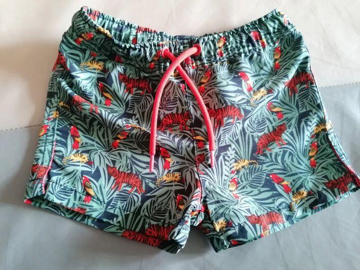 Short de bain tao 9 mois