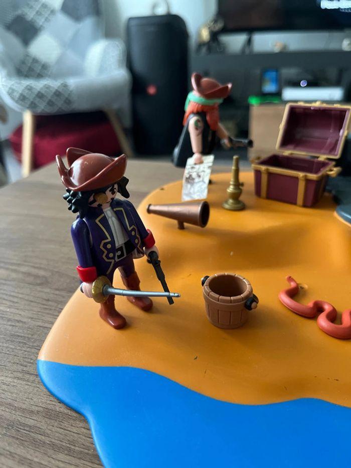 Playmobil pirate île déserte - photo numéro 2