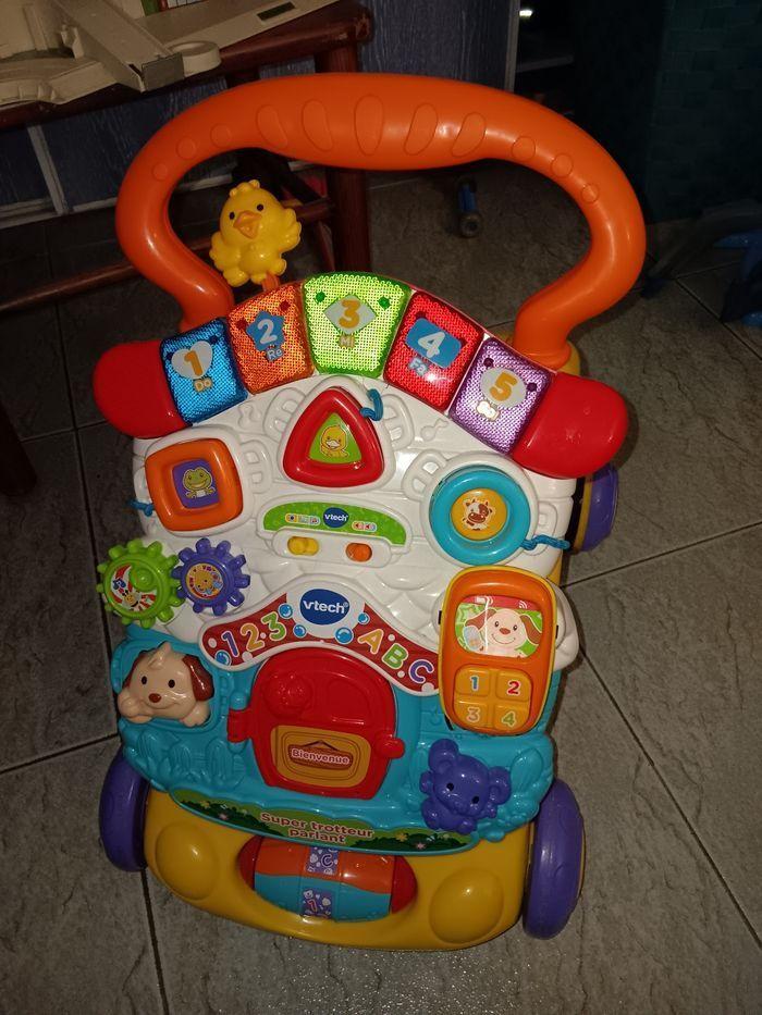 Pousse pousse vtech - photo numéro 1