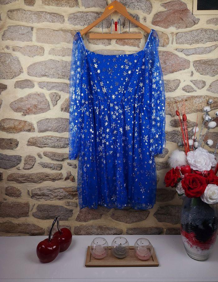 Robe de soirée bleue et argenté Femme taille 52 marque Asos 🍬 - photo numéro 3