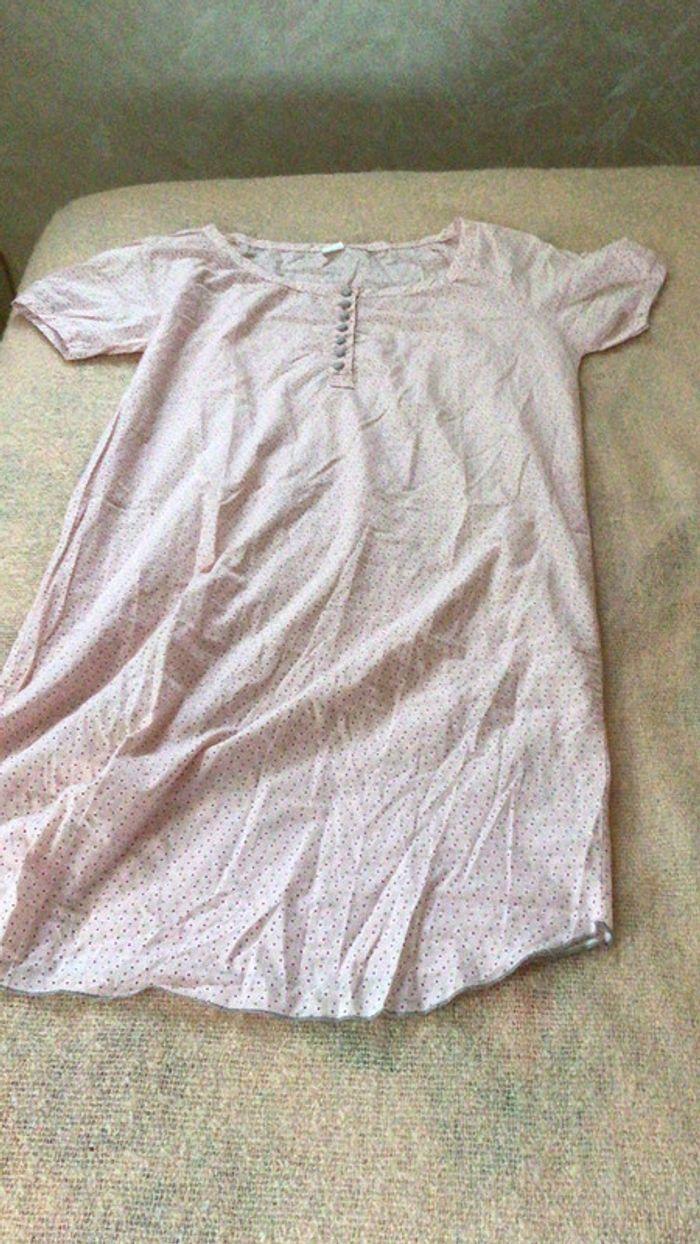 Chemise de nuit rose pâle - photo numéro 1