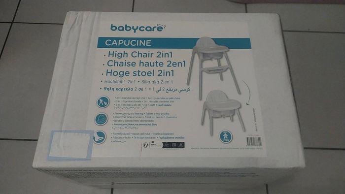 Chaise haute - photo numéro 1