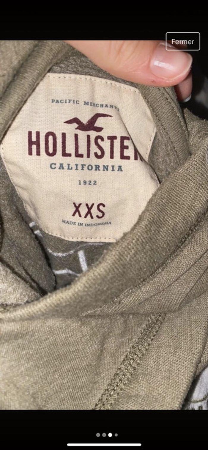 Pull Hollister - photo numéro 3