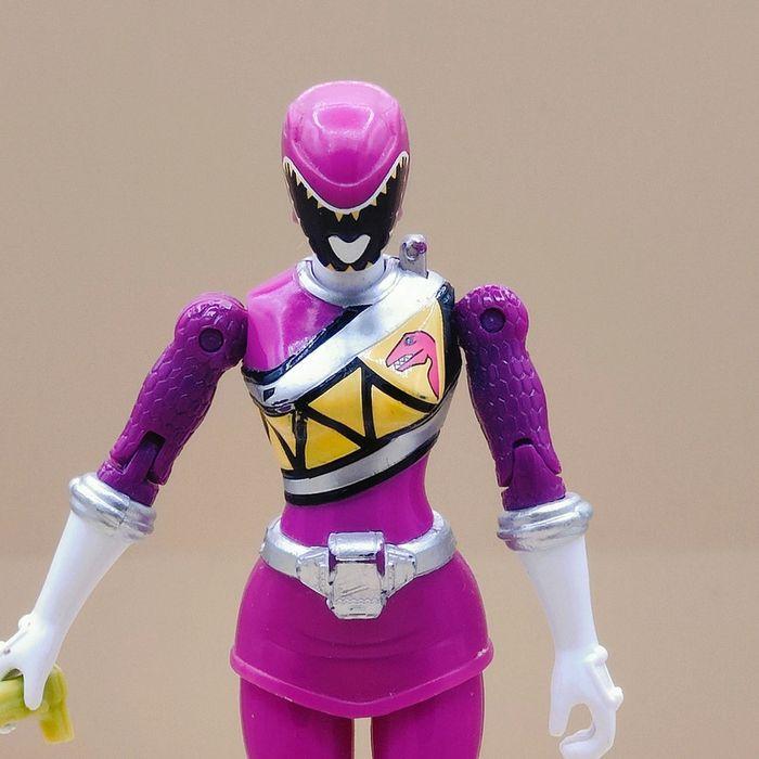 Ranger violet dino charge - Power rangers - photo numéro 2