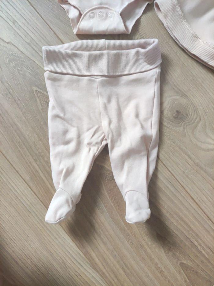 Lot naissance bodie pantalon bonnet - photo numéro 3