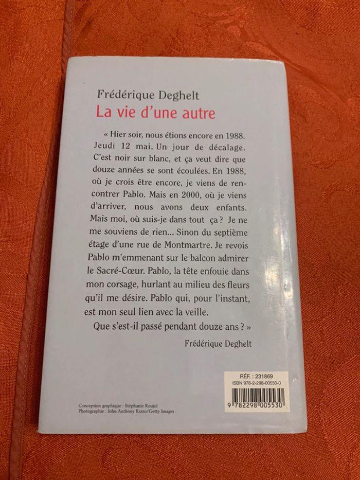 LivreLa vie d une autre (Frédérique Deghelt) - photo numéro 2