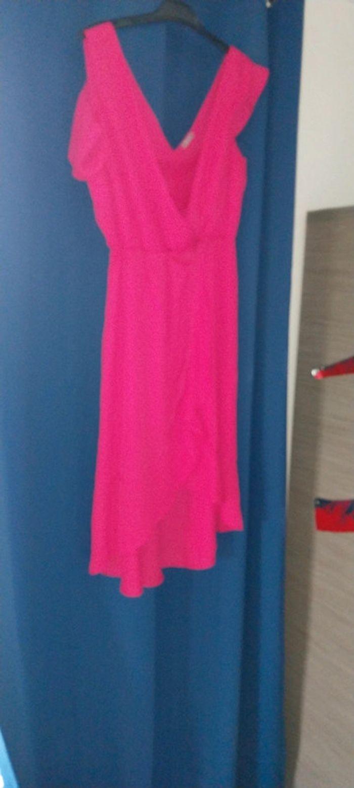 Robe rose fushia Formul taille 44 neuve jamais portée - photo numéro 1