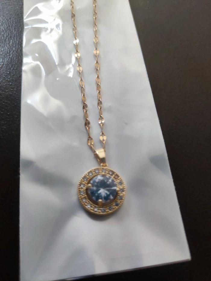 Collier avec pendentif rond en cristal zircon femme - photo numéro 2