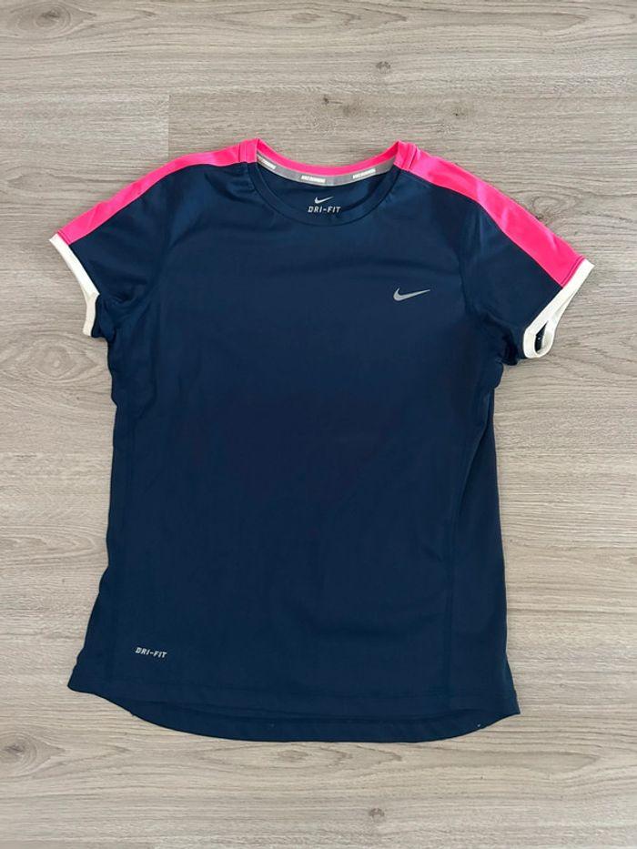 Lot de 2 tee shirts Nike fille 15 ans - photo numéro 3