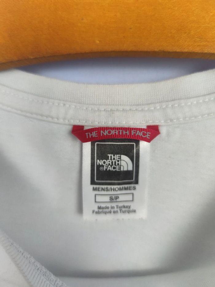 T-shirt The North Face Blanc Taille S Homme - photo numéro 3