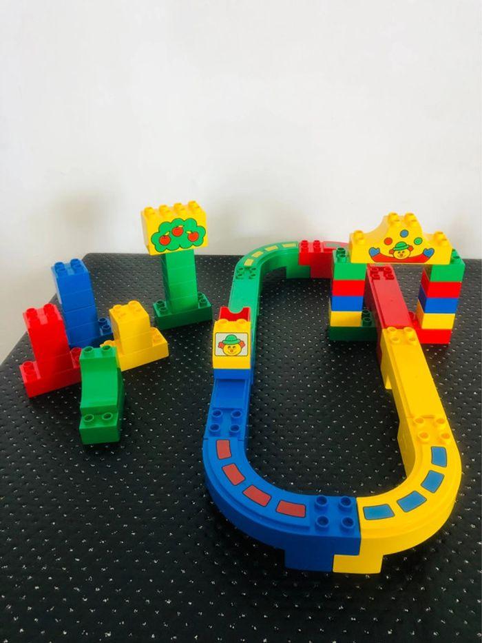 Lego Duplo - photo numéro 1