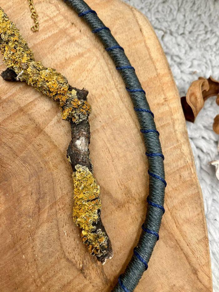 Collier torque ras de cou en macramé avec pierre d’Améthyste et Lapis Lazuli - photo numéro 5