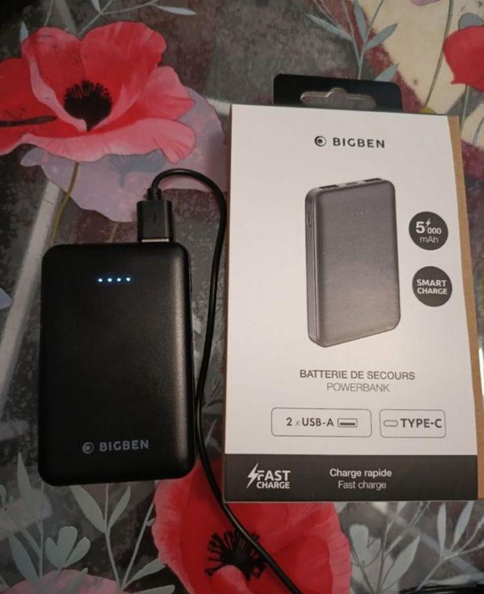 Batterie externe BigBen 5000 mah - photo numéro 1