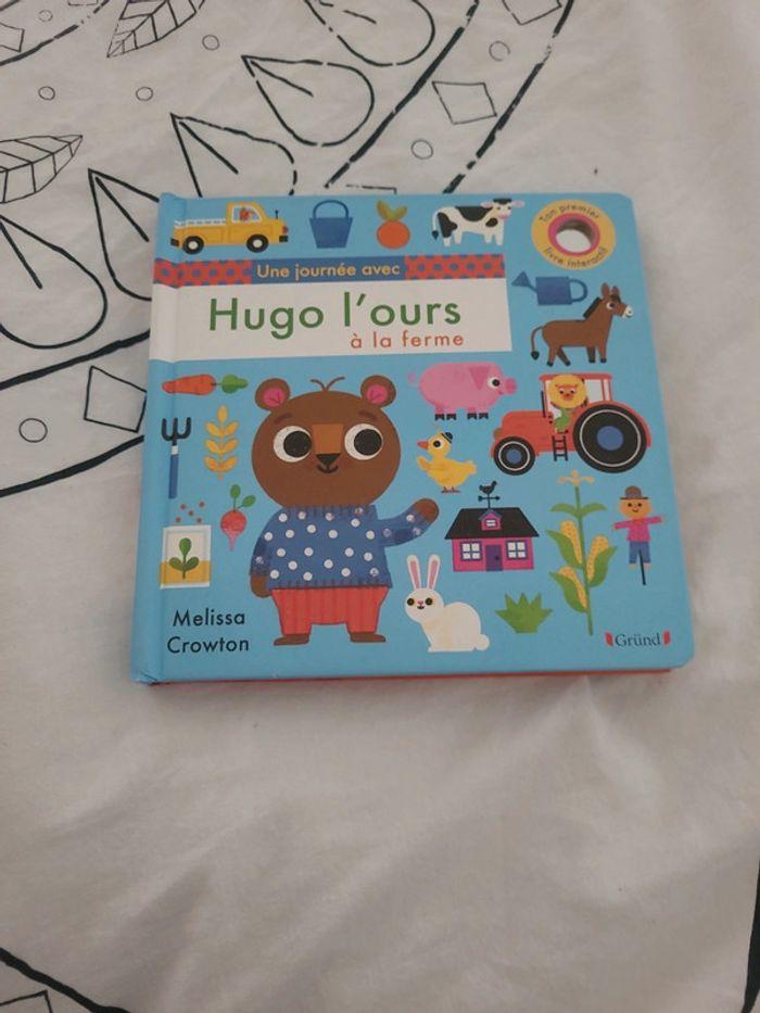 Livre Hugo l'ours à la ferme - photo numéro 1