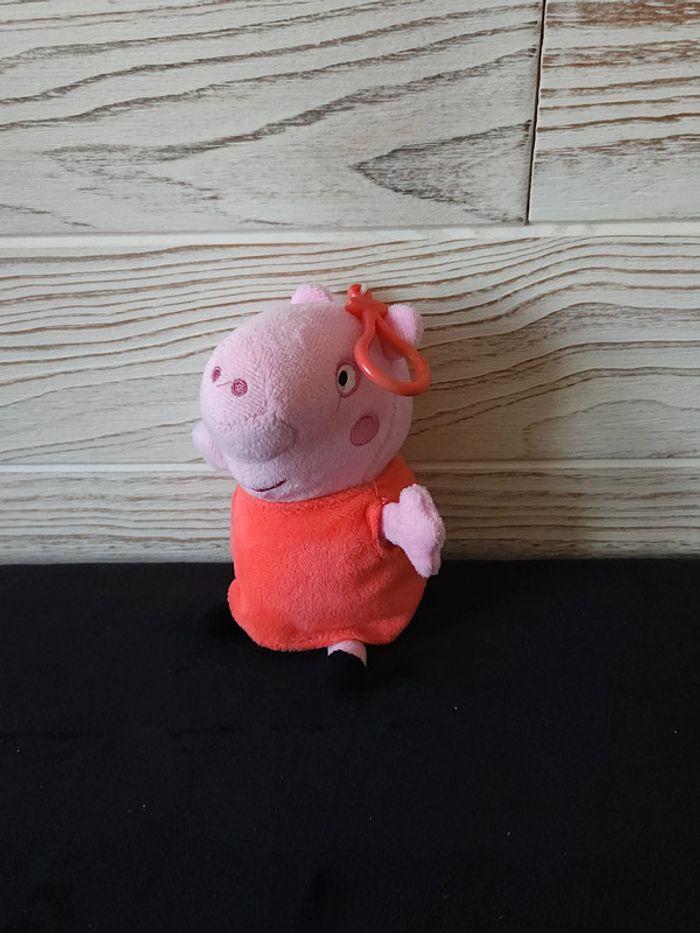 🌷Peluche peppa pig🌷 - photo numéro 1