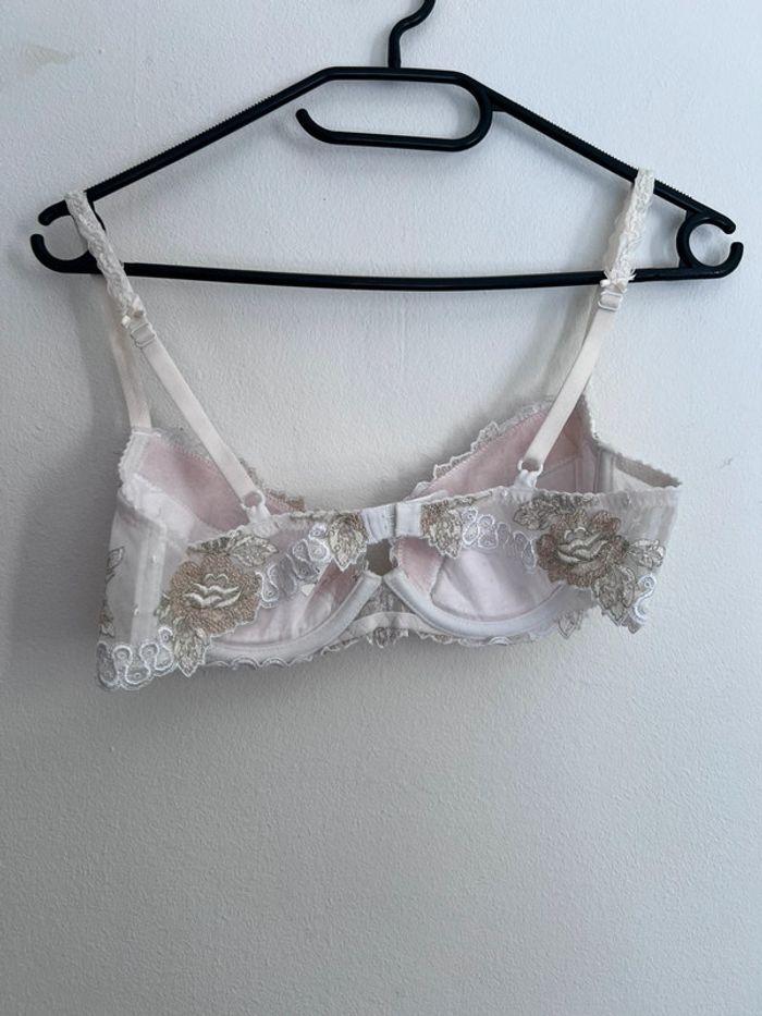 Soutien gorge blanc - photo numéro 4