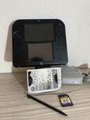 Nintendo 2DS Noir et bleu - Complet - Très bon état