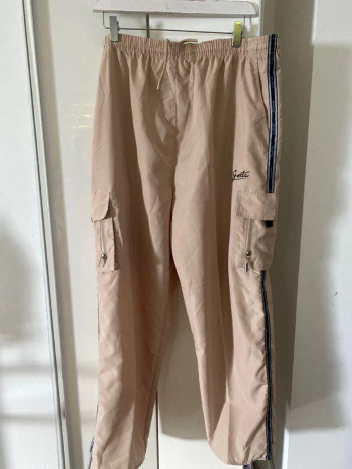 Pantalon cargo léger. Taille XL./ XXL - photo numéro 1