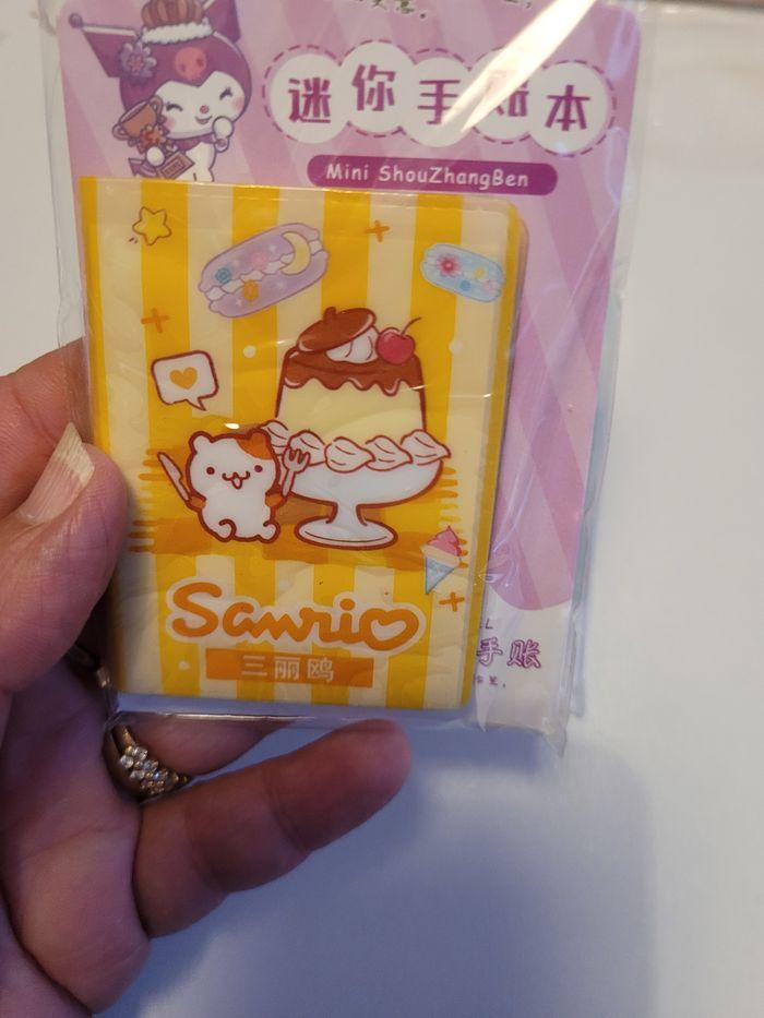 Mini carnet aux choix sanrio hello kitty - photo numéro 2