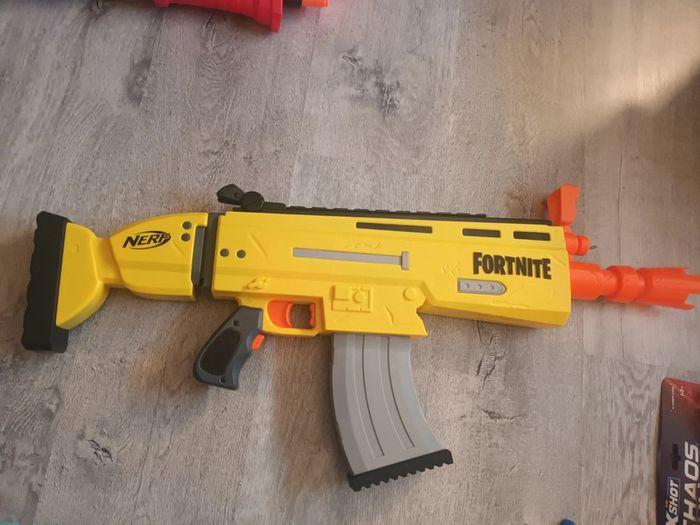 Scare nerf fortnite électronique vendu avec 10 balles - photo numéro 1