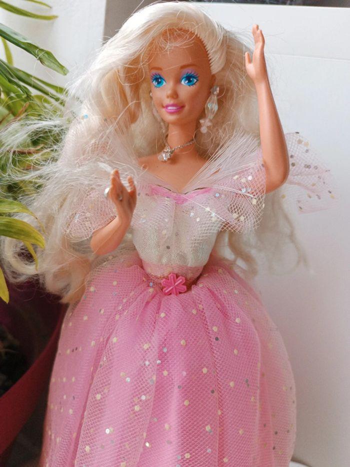 Barbie doll poupée mannequin mattel light lumineuse lumière rêve dream vintage Twinkle 1993 - photo numéro 3