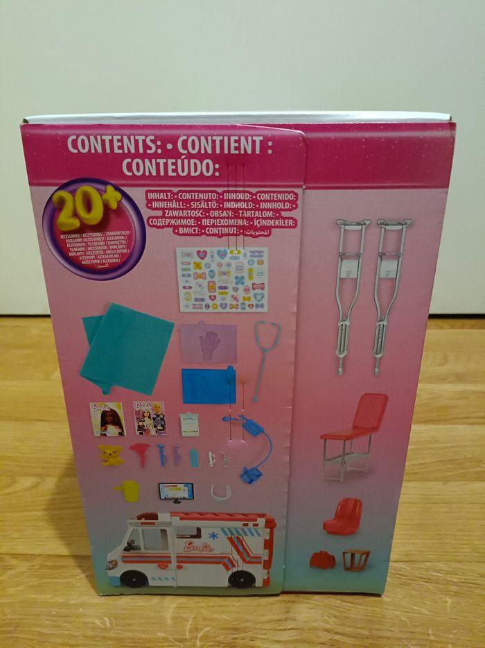 Barbie coffret véhicule médical - photo numéro 2