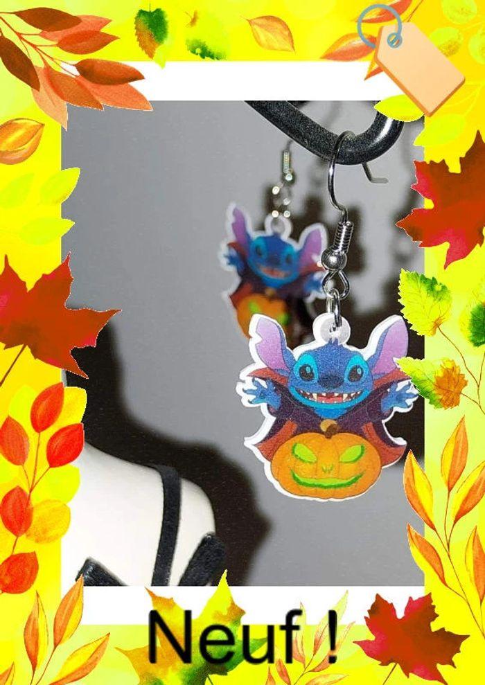 Paire de boucles d'oreilles 
Stitch 
Halloween 
Disney
Vampire - photo numéro 2