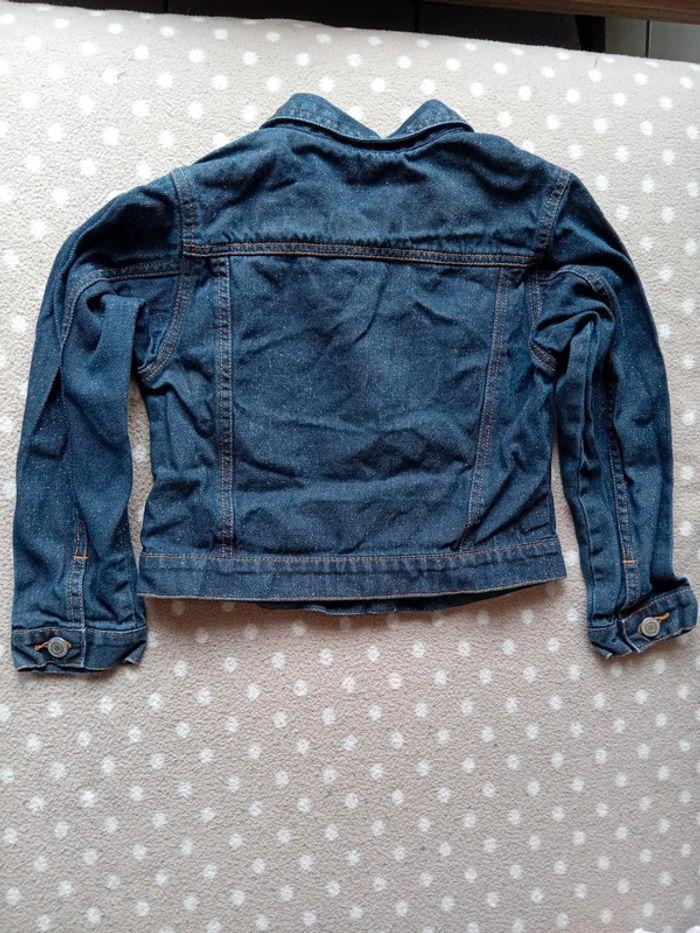 Veste en jean avec paillettes 7 - 8 ans - photo numéro 4