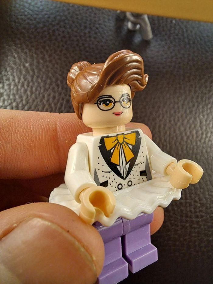 Figurine Lego compatible Danseuse - photo numéro 8