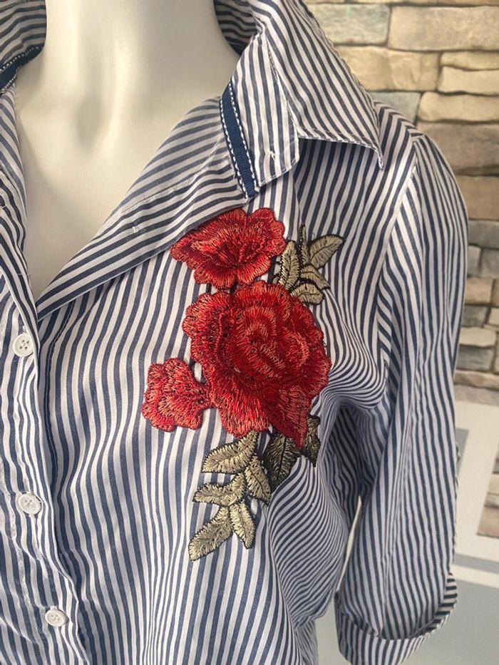 Chemise brodée fleurs taille 40 - photo numéro 2