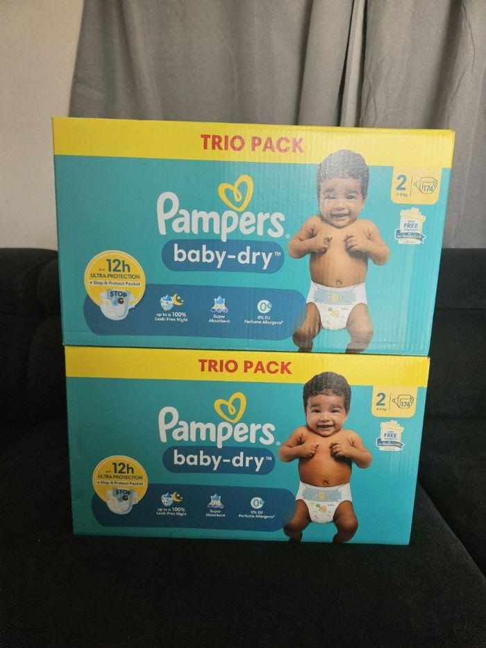 Lot de 2 paquets de couches Pampers Baby Dry Taille 2