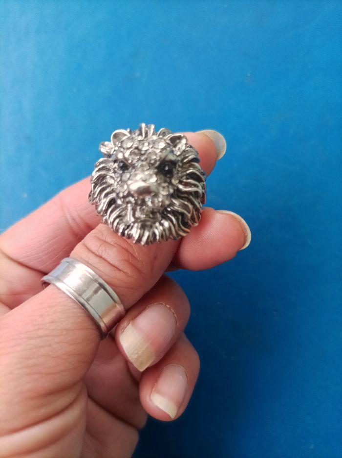 Sublime bague tête de lion - photo numéro 4