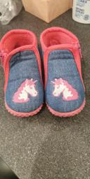 Chaussons bébé fille 19 licorne comme neufs