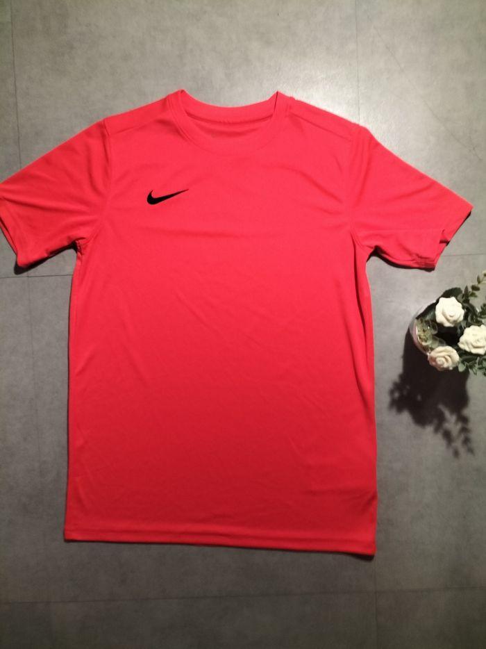 Lot de 2 t shirt Nike - photo numéro 1