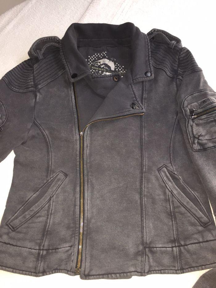 Gilet gris /noir Diesel - photo numéro 1