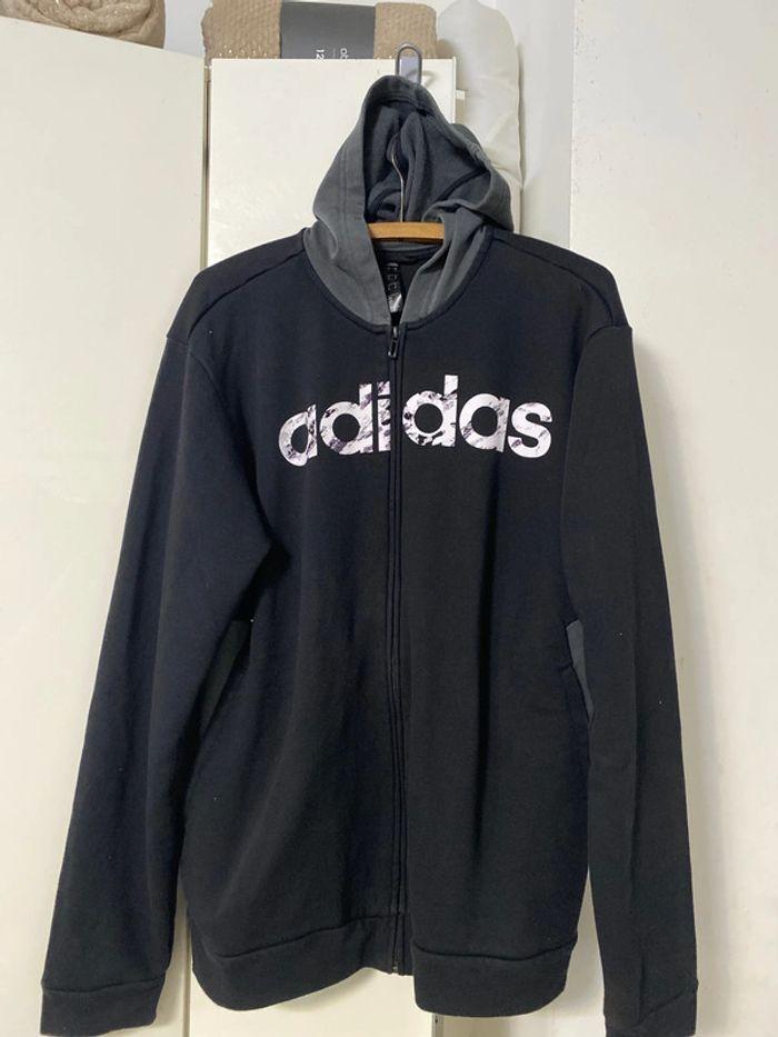 Veste à capuche, / sweat a capuche adidas / pull à capuche avec zip . Adidas. Taille M. - photo numéro 1