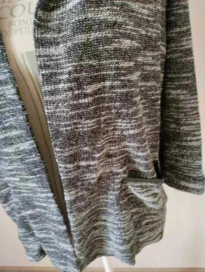 🌺 Joli cardigan T 38 M Mim - photo numéro 2