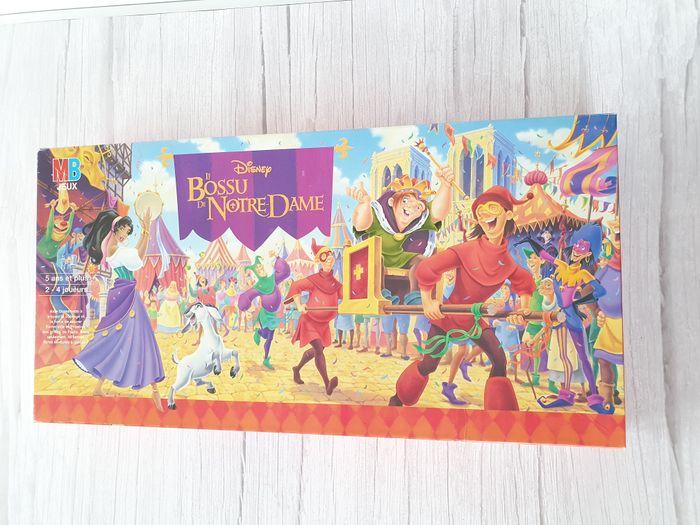 Jeu société - Le bossu de Notre Dame - Disney MB - Vintage 1996 - photo numéro 1