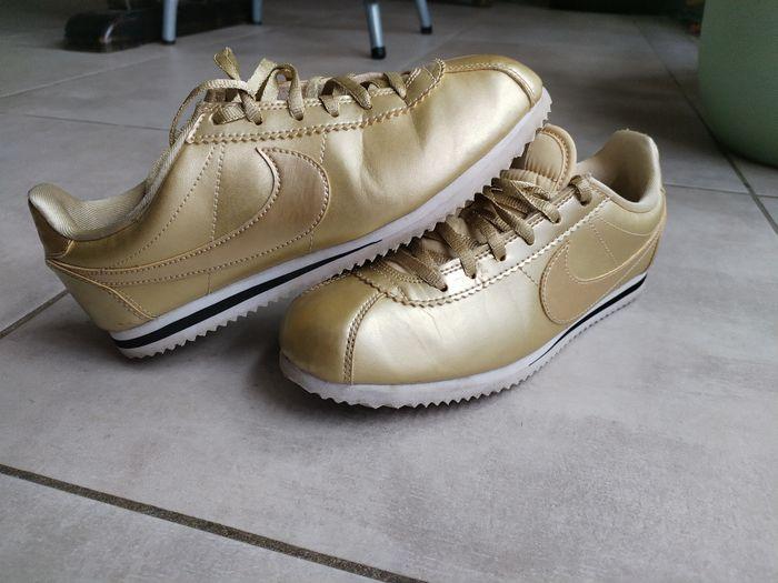 Nike Cortez